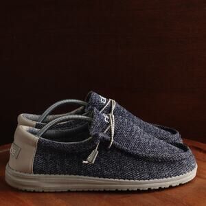 Hey Dude Loafers Mens SZ 11 Blue Wally Sox Lightweight Coastal Travel Beach Shoe